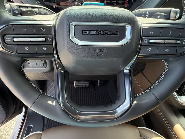 2026 GMC Yukon Denali Ultimate - Photo 23