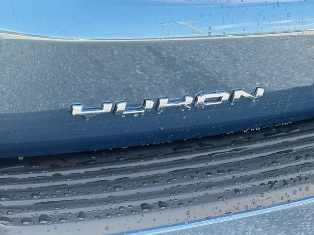 2026 GMC Yukon Denali - Photo 10
