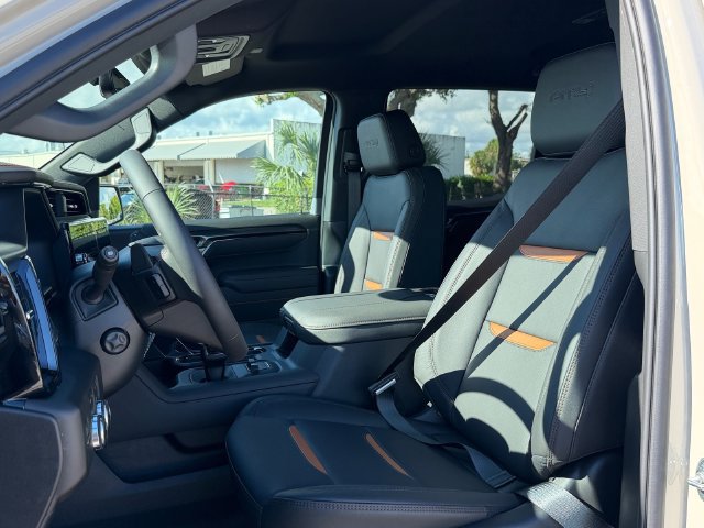2026 GMC Sierra 1500 AT4 - Photo 10