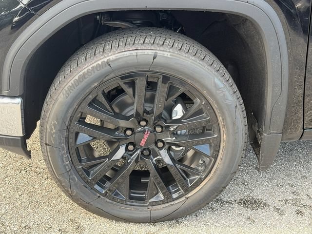 2026 GMC Sierra 1500 SLT - Photo 11
