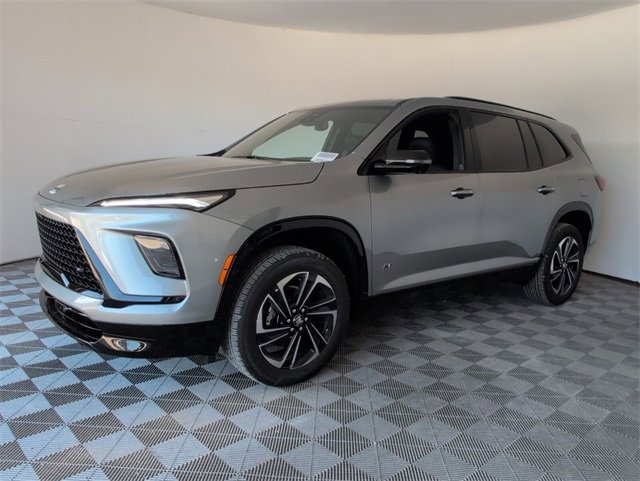 2026 Buick Enclave Sport Touring photo 4