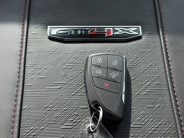 2026 GMC Sierra 2500HD AT4X - Photo 19