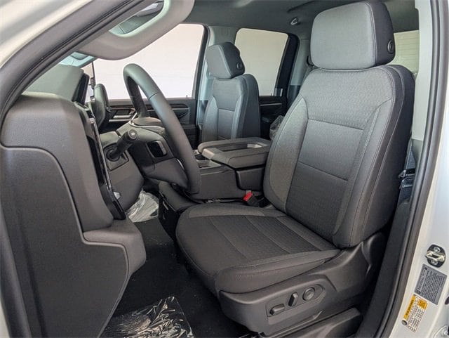 2025 GMC Sierra SLE's photo