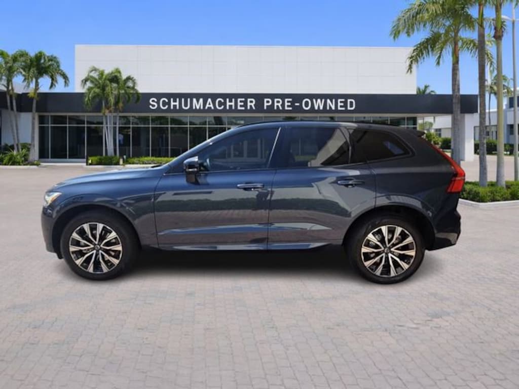Used 2024 Volvo XC60 Plus Dark Theme
