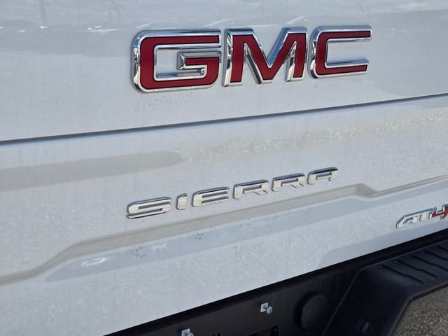 2026 GMC Sierra 1500 AT4X - Photo 10