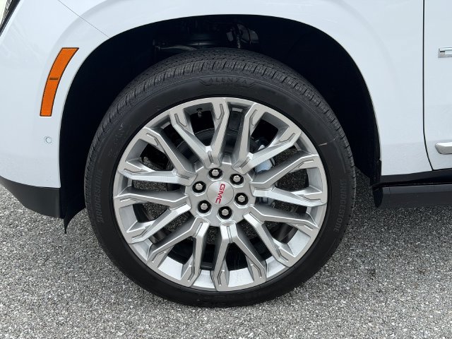 2027 GMC Yukon XL Denali - Photo 15