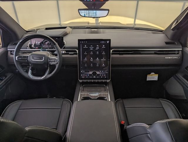 2025 GMC Sierra EV Denali - Photo 9