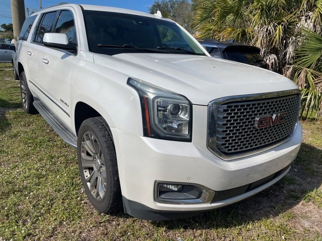 2016 GMC Yukon XL Denali's photo