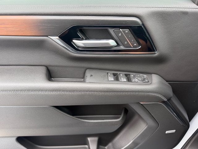 2027 GMC Yukon XL Denali - Photo 19