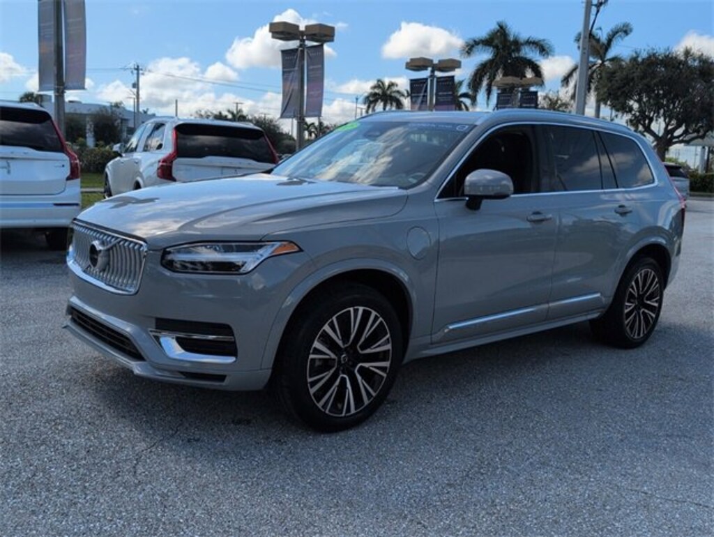 Used 2025 Volvo XC90 Plug-In Hybrid Core