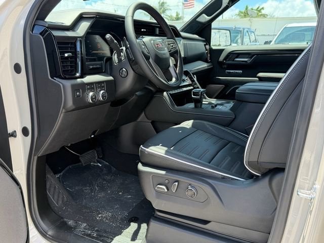2026 GMC Sierra 1500 AT4X - Photo 17