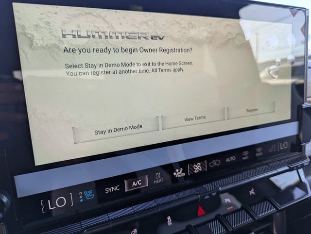 2025 GMC HUMMER EV 3X - Photo 11
