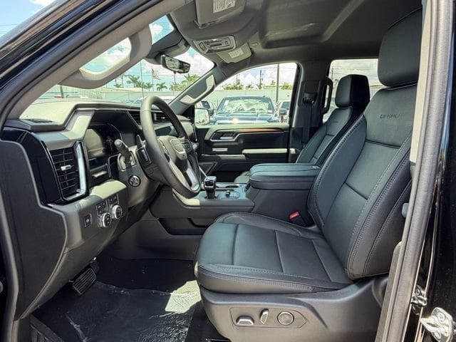 2026 GMC Sierra 1500 Denali - Photo 10