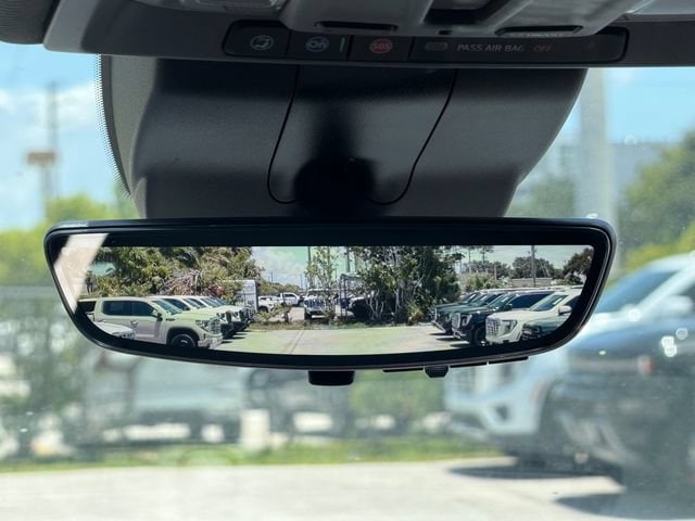 2026 GMC Sierra 1500 Denali - Photo 17