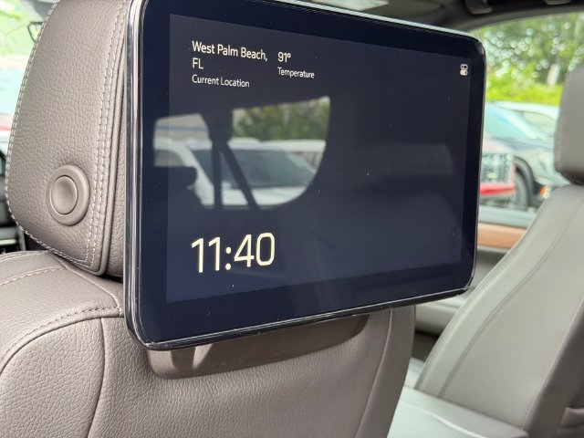 2027 GMC Yukon XL Denali - Photo 14