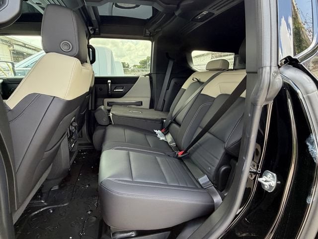 2026 GMC HUMMER EV 3X - Photo 12