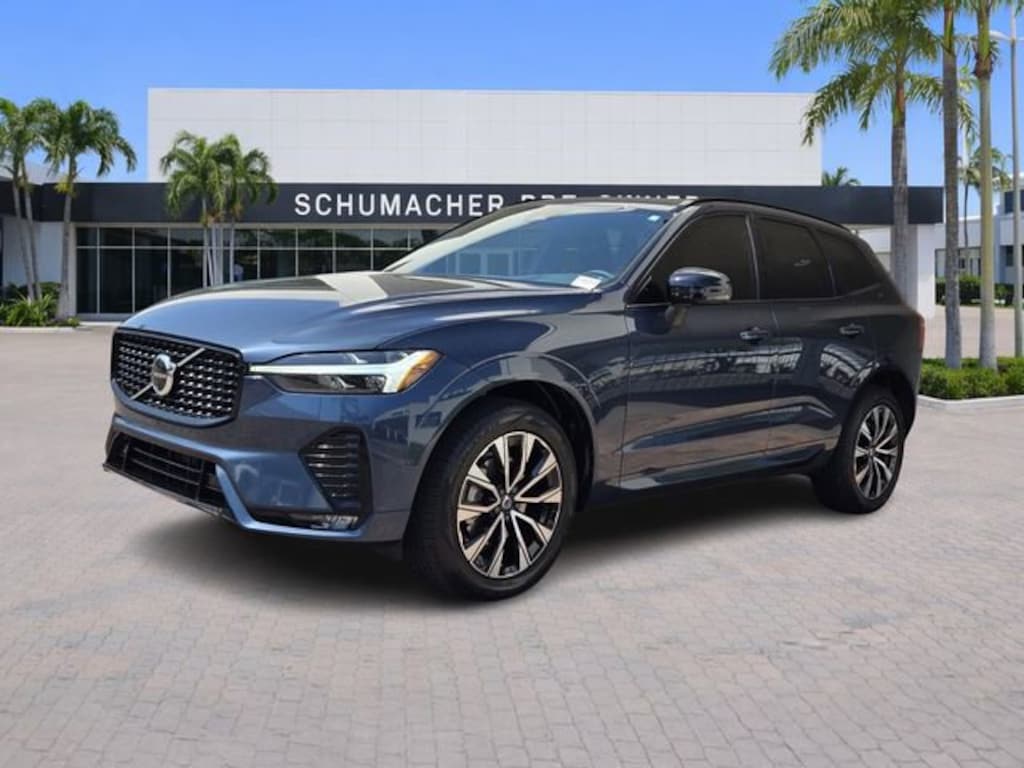 Used 2024 Volvo XC60 Plus Dark Theme
