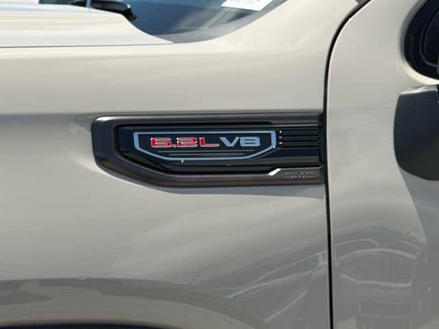 2026 GMC Sierra 1500 AT4X - Photo 14