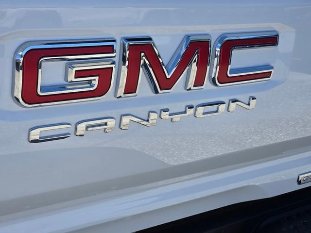 2026 GMC Canyon Elevation - Photo 10