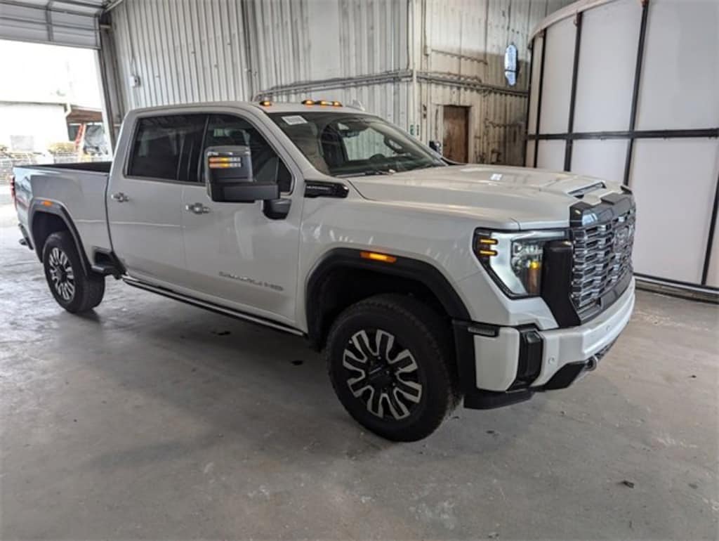 New 2025 GMC Sierra 3500 HD Denali Ultimate Truck