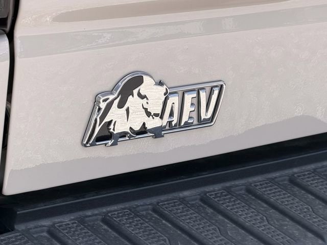 2026 GMC Sierra 1500 AT4X - Photo 11