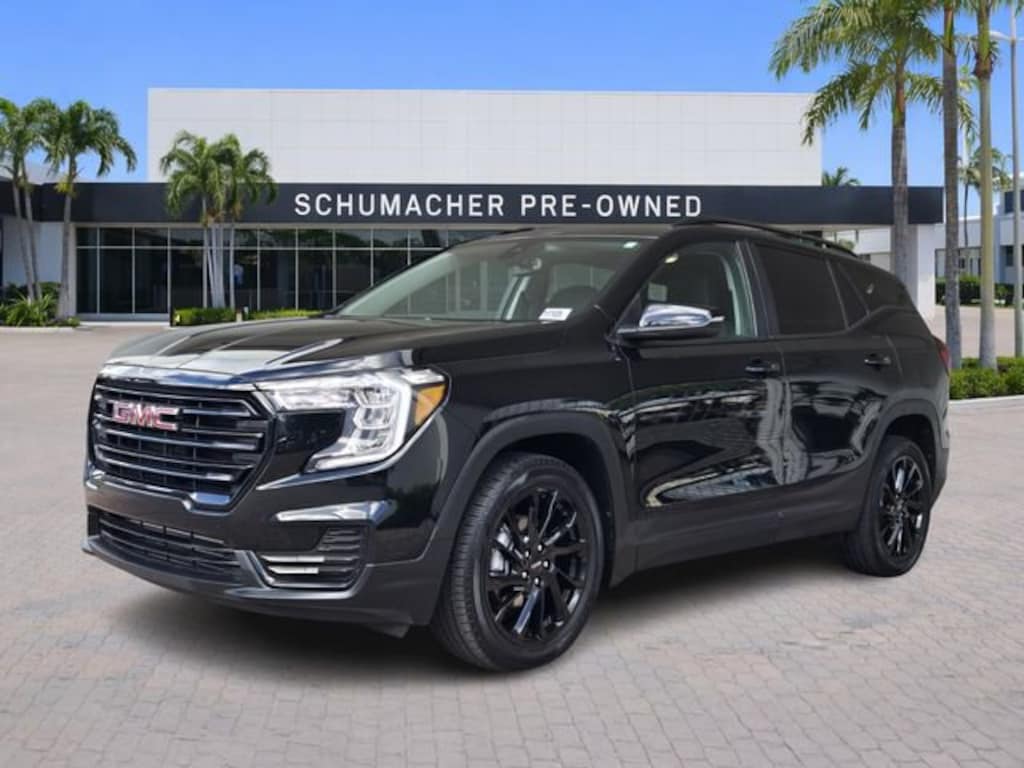 Used 2023 GMC Terrain SLE SUV