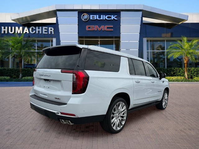 2027 GMC Yukon XL Denali - Photo 7
