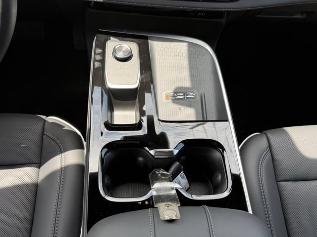 2027 Buick Enclave Sport Touring - Photo 19