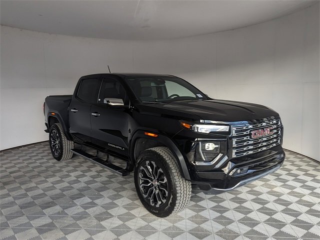 2024 Gmc Canyon Denali photo 2