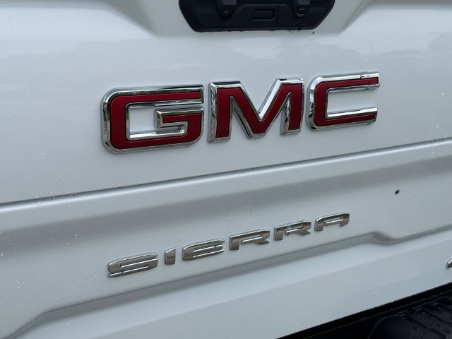 2026 GMC Sierra 1500 AT4 - Photo 12