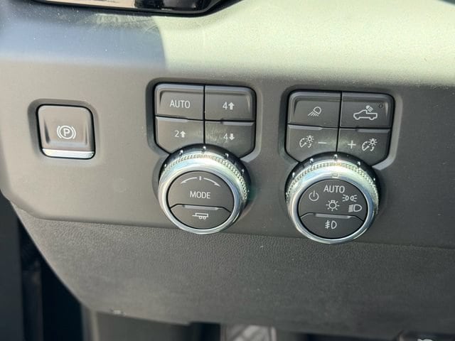 2026 GMC Sierra 1500 AT4X - Photo 27