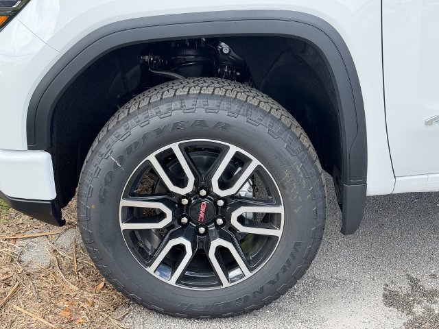 2026 GMC Sierra 1500 AT4 - Photo 14
