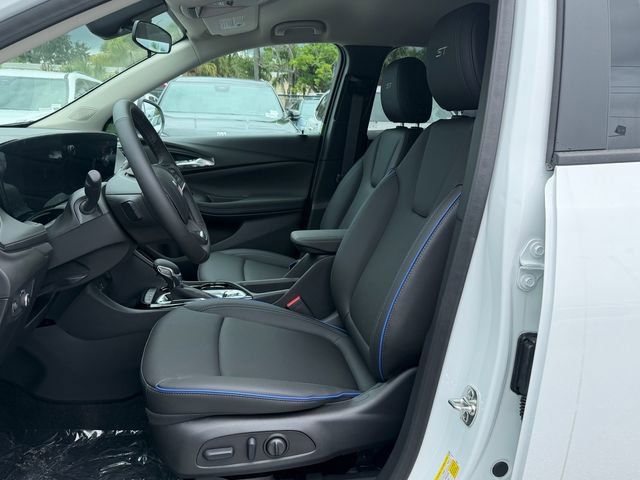 2026 Buick Encore GX Sport Touring - Photo 12