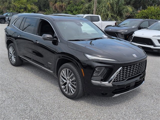 2026 Buick Enclave Avenir photo 2