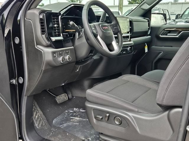 2026 GMC Sierra 1500 SLE - Photo 16