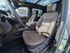 2025 GMC Yukon XL Denali Ultimate SUV