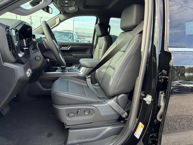 2026 GMC Sierra 1500 SLT - Photo 12