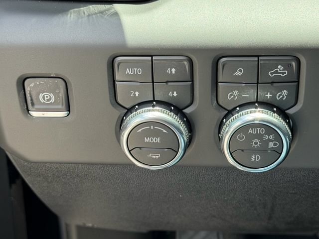 2026 GMC Sierra 2500HD AT4X - Photo 28