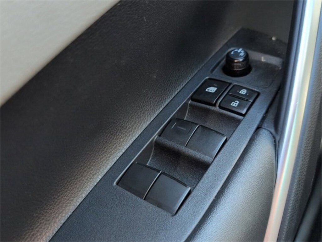 Used 2023 Toyota Corolla Cross LE