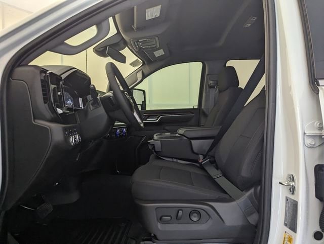2025 GMC Sierra 2500HD SLE - Photo 6