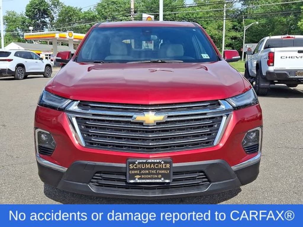 Used 2023 Chevrolet Traverse LT Cloth SUV