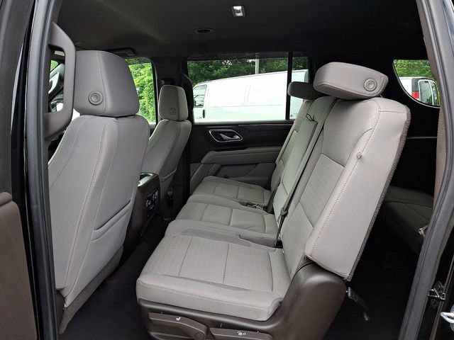 2021 Chevrolet Suburban LS - Photo 19