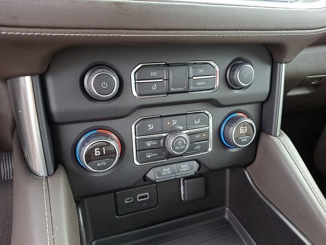 2021 Chevrolet Suburban LS - Photo 27