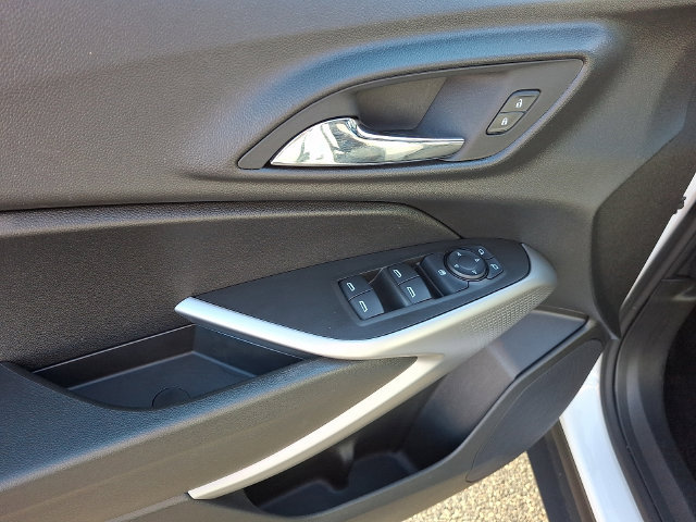 2024 Chevrolet Trax RS - Photo 22