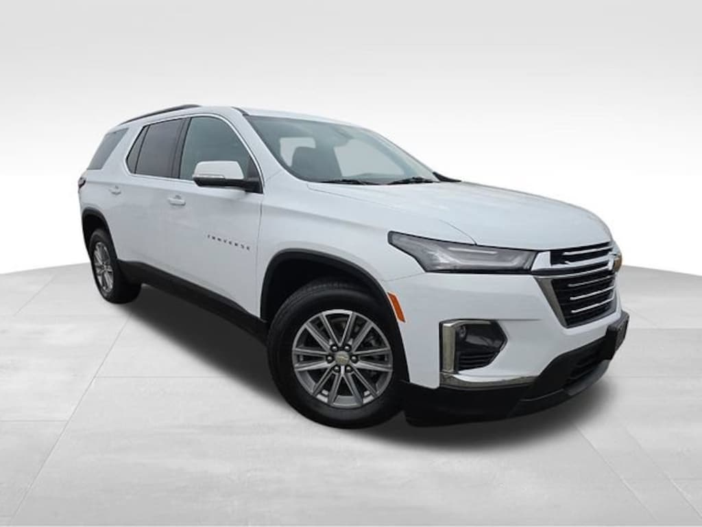 Used 2023 Chevrolet Traverse LT Cloth SUV