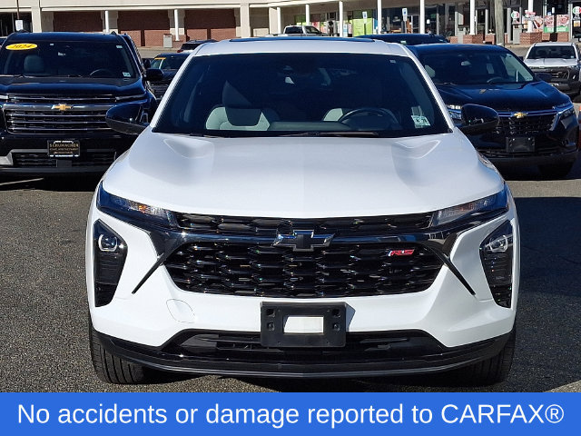 2024 Chevrolet Trax RS - Photo 2