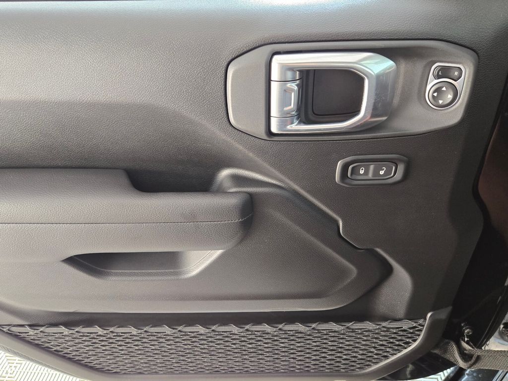 2025 Jeep Wrangler 4-Door Sport S - Photo 13