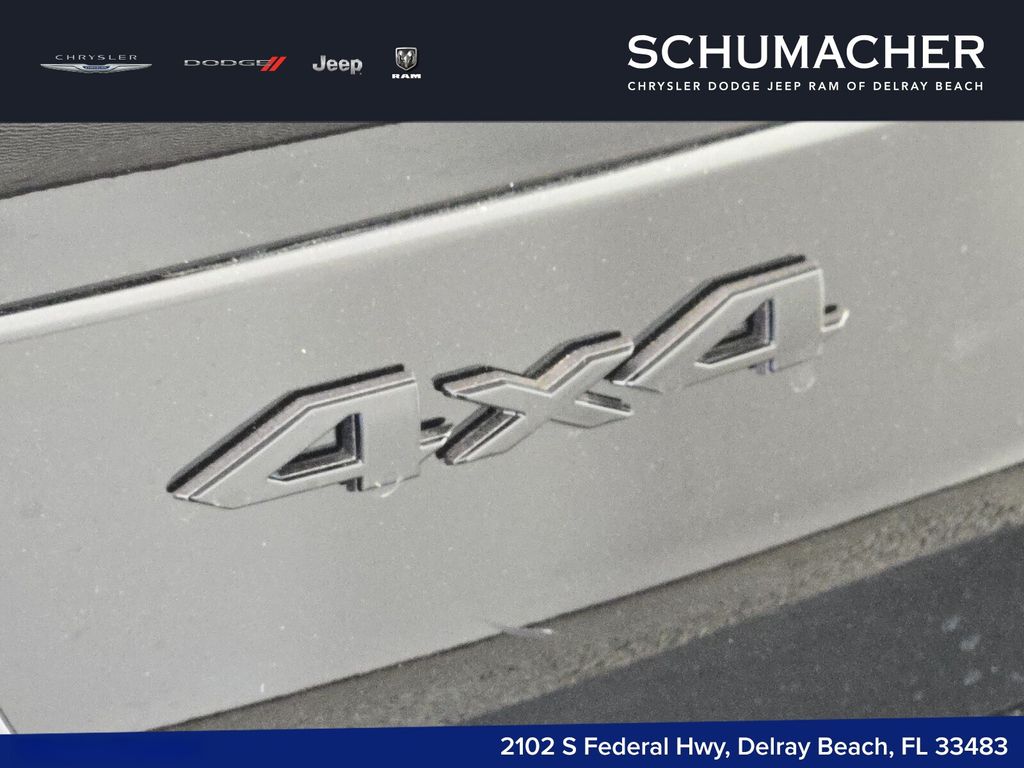 2025 Jeep Grand Cherokee L Summit - Photo 13