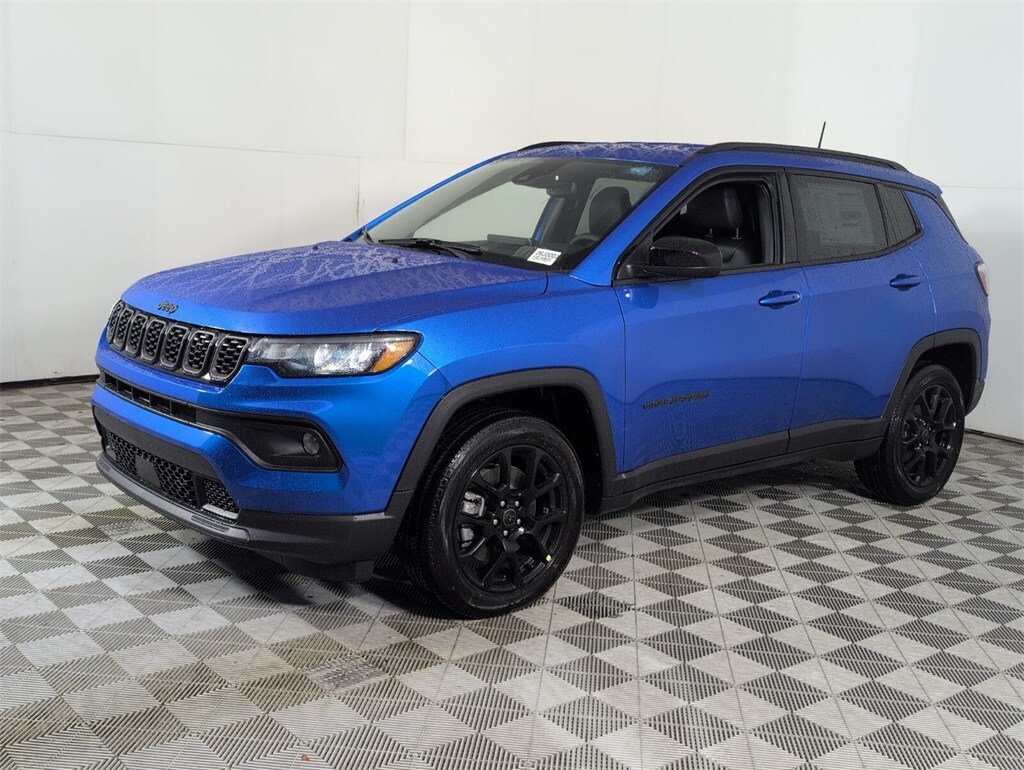 2026 Jeep Compass Latitude Altitude photo 4