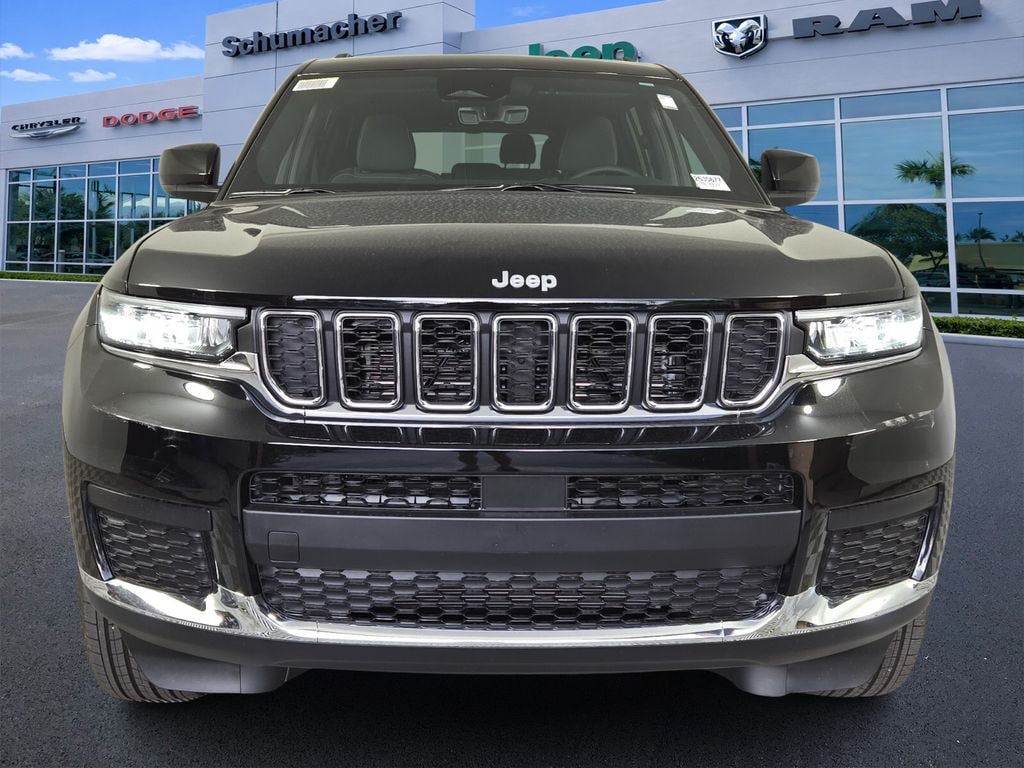 New 2025 Jeep Grand Cherokee L Laredo Sport Utility